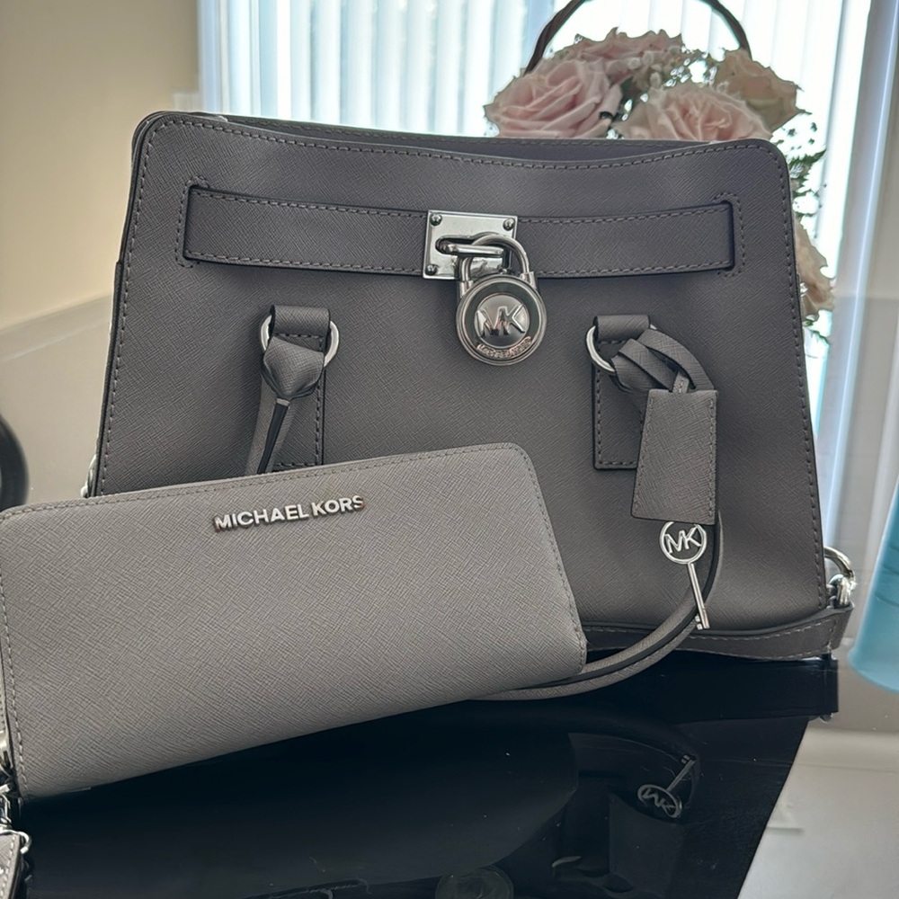 Michael Kors Hamilton Bag with Wallet